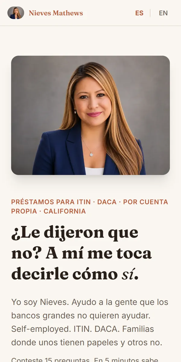La página en español de Nieves Mathews para préstamos de casa, vista en un celular.